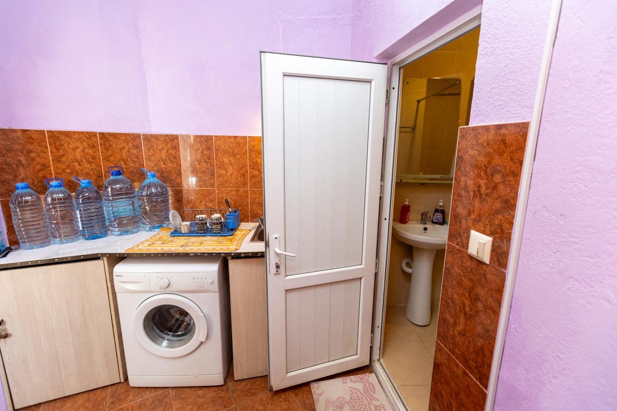 Homestay In Tbilisi Center Gm المظهر الخارجي الصورة