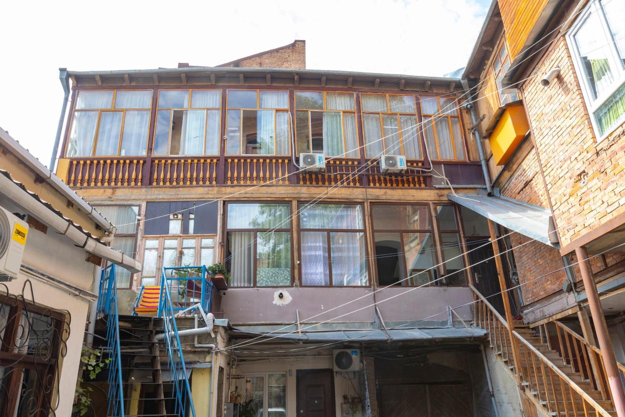 Homestay In Tbilisi Center Gm المظهر الخارجي الصورة