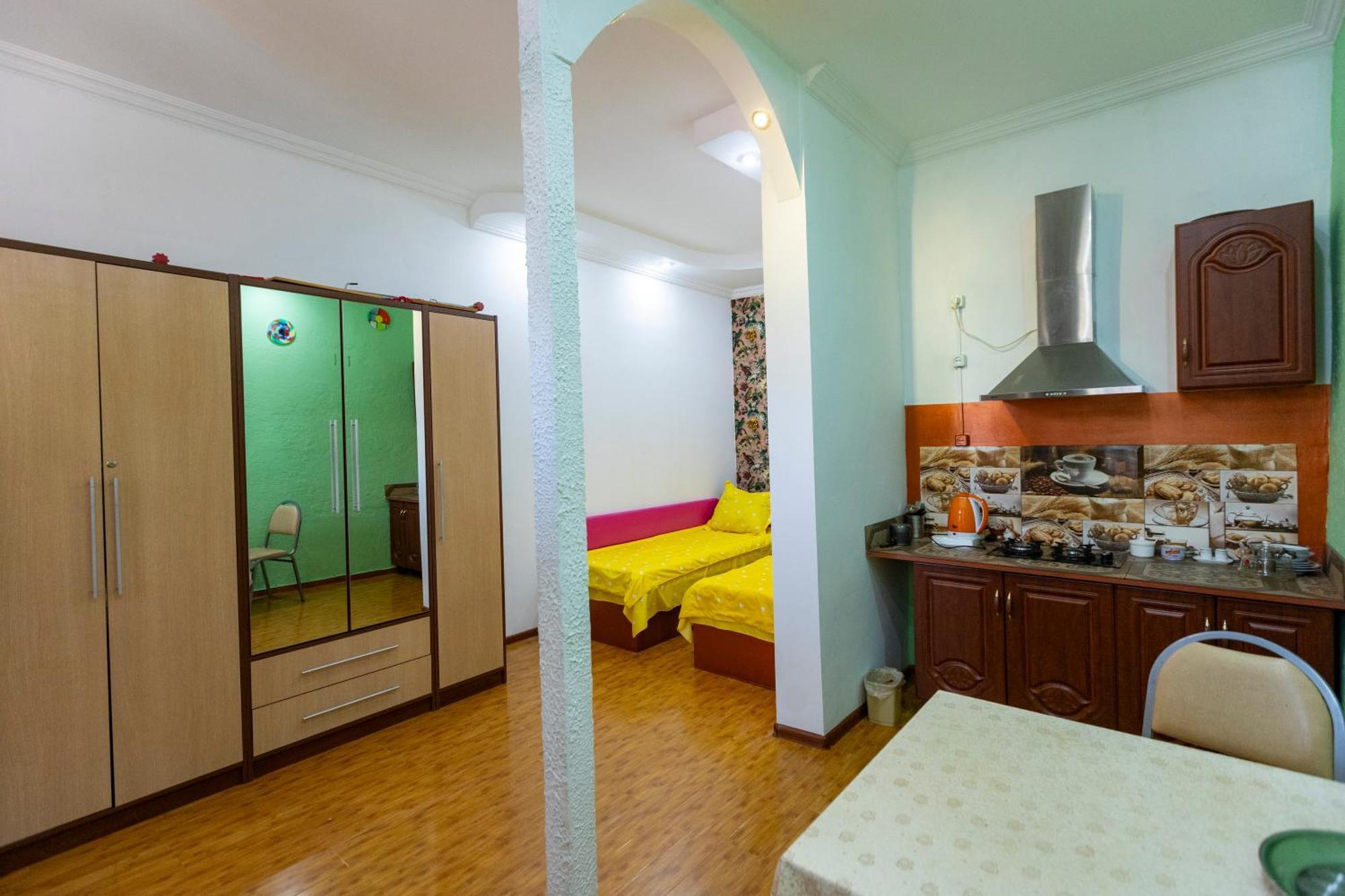 Homestay In Tbilisi Center Gm المظهر الخارجي الصورة