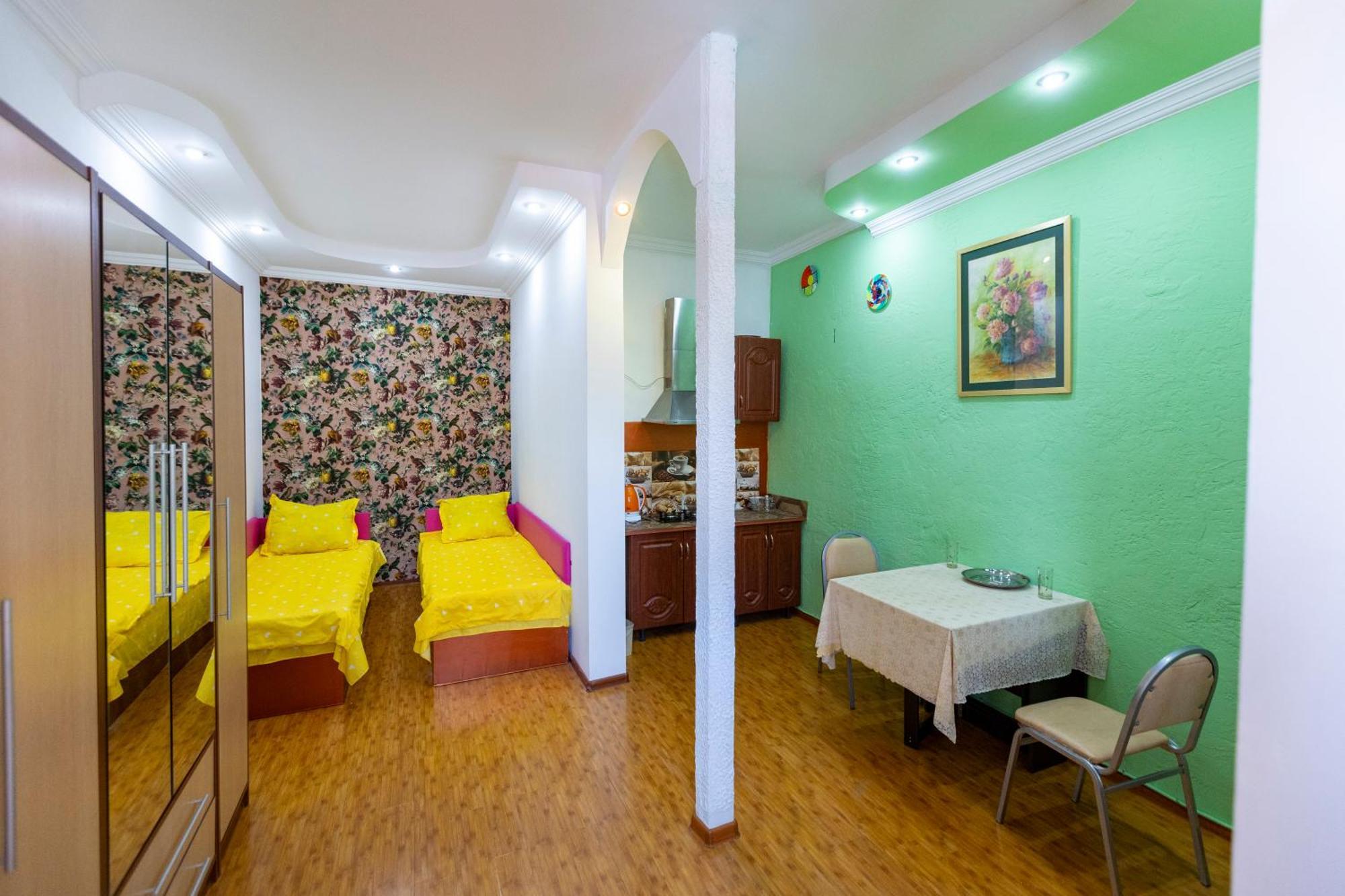 Homestay In Tbilisi Center Gm المظهر الخارجي الصورة